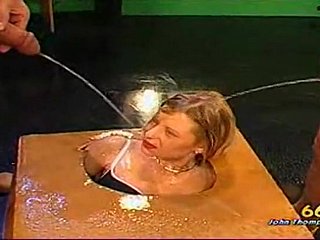 Perwersyjne suki pissing fetysz porno upokorzenie