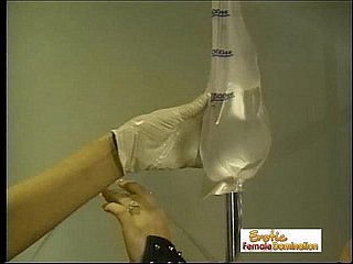 Niewolnicy uzyskać twarde czas od ich pani