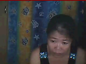 ASIAN GRANNYが満たされた彼女のお尻をNEEDS