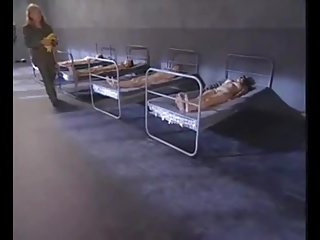 奴隷の女の子の寮