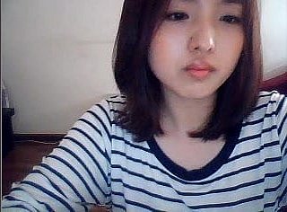 웹 캠에 한국 소녀