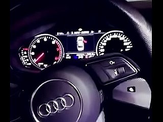 长 的 清纯 可爱 新疆 小 美女 主播 与 土豪 大叔 伪 老公 车 震 直播 高潮 喷 了 好多 水 大叔 还说 要搞 她 妹 对白 精彩